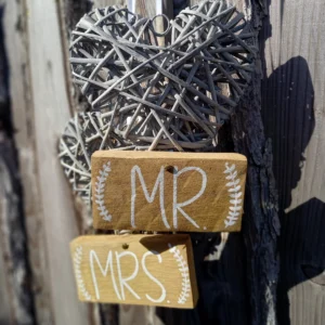 Schild Mrs & Mr